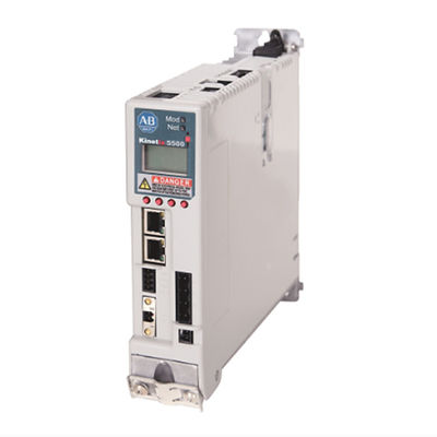 Le PLC 2198-H070-ERS2 Kinetix 5500 est équipé d'un servomoteur