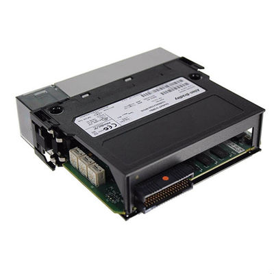 Le système de gestion de l'information est basé sur des modules PLC 1756-EN4TR 5570